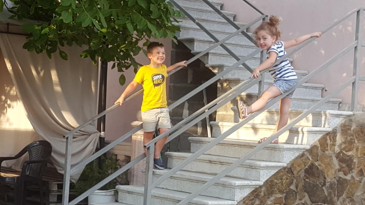 Guest House Elene Gori Dış mekan fotoğraf